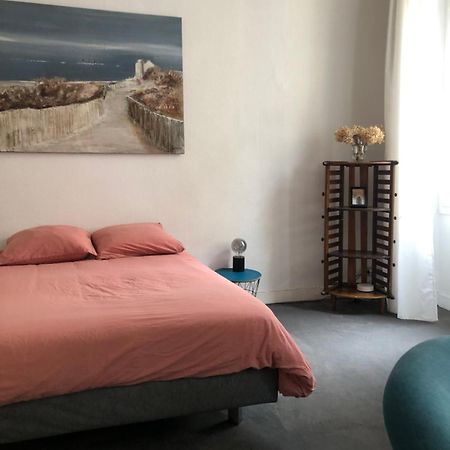 Studio De 30 M2 Dans Le Triangle D'Or De Bordeaux Luaran gambar