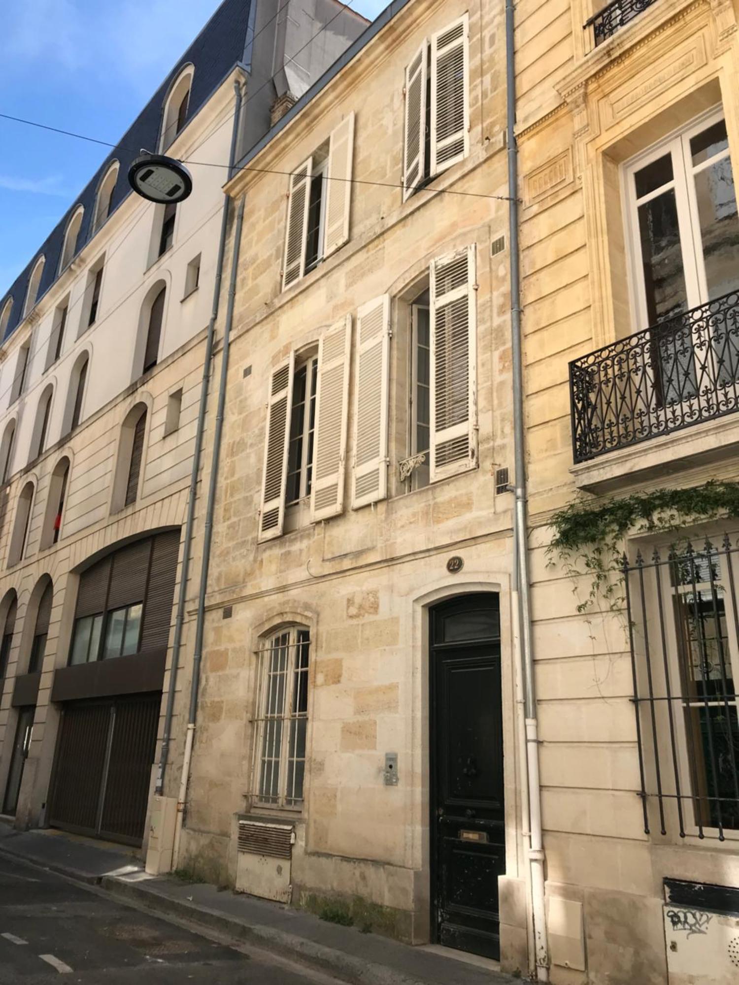Studio De 30 M2 Dans Le Triangle D'Or De Bordeaux Luaran gambar