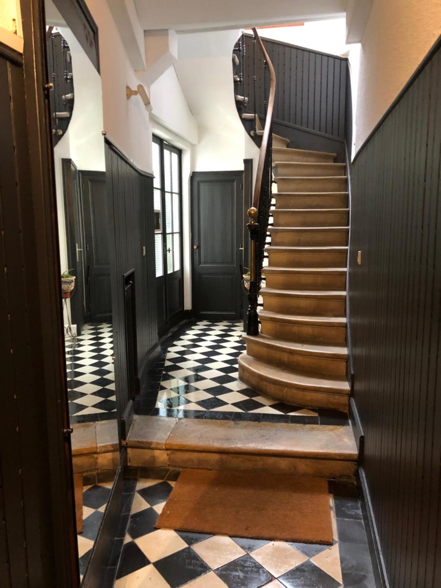 Studio De 30 M2 Dans Le Triangle D'Or De Bordeaux Luaran gambar