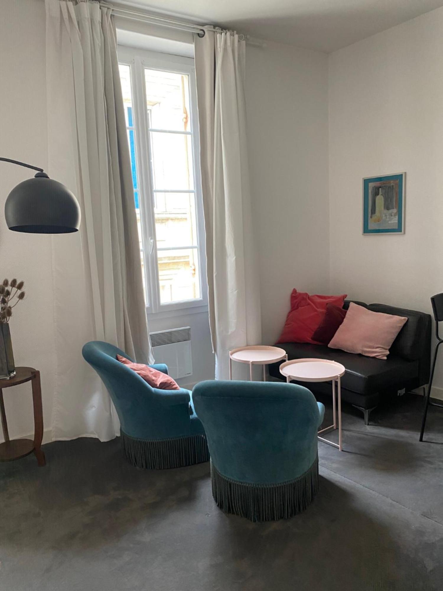 Studio De 30 M2 Dans Le Triangle D'Or De Bordeaux Luaran gambar